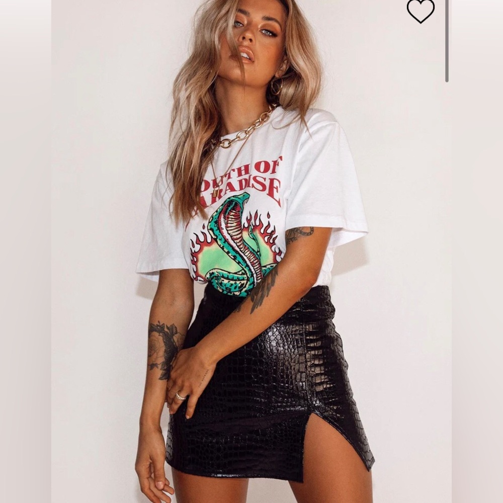 PRINCESS POLLY SKIRT ~ New w/out tags
